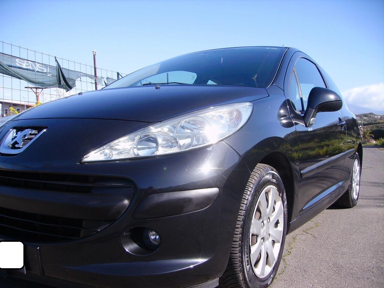 Peugeot 207 1.4HDI A-F-F-A-R-O-N-E 2007