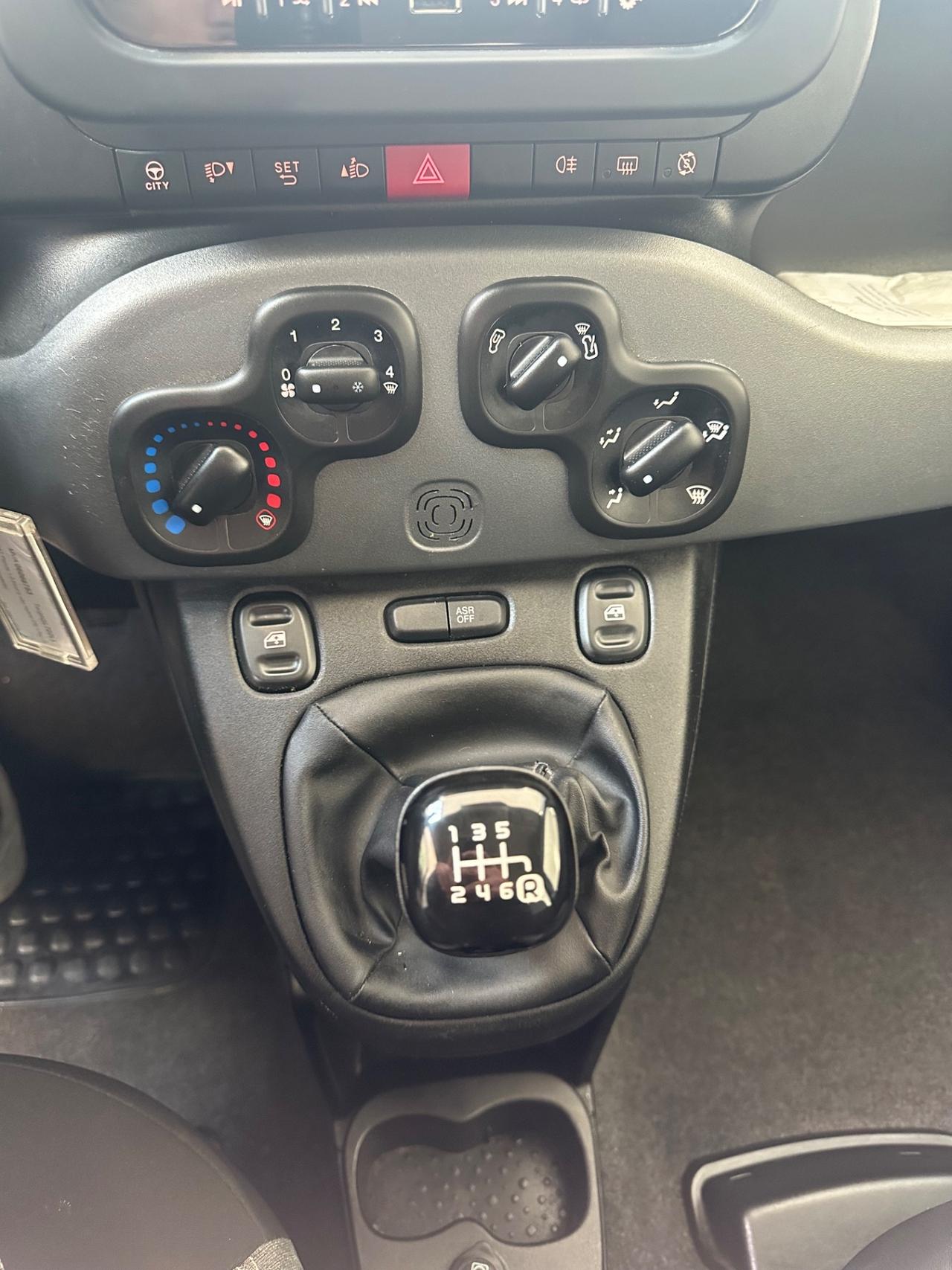 Fiat Panda 1.0 FireFly S&S Hybrid Red