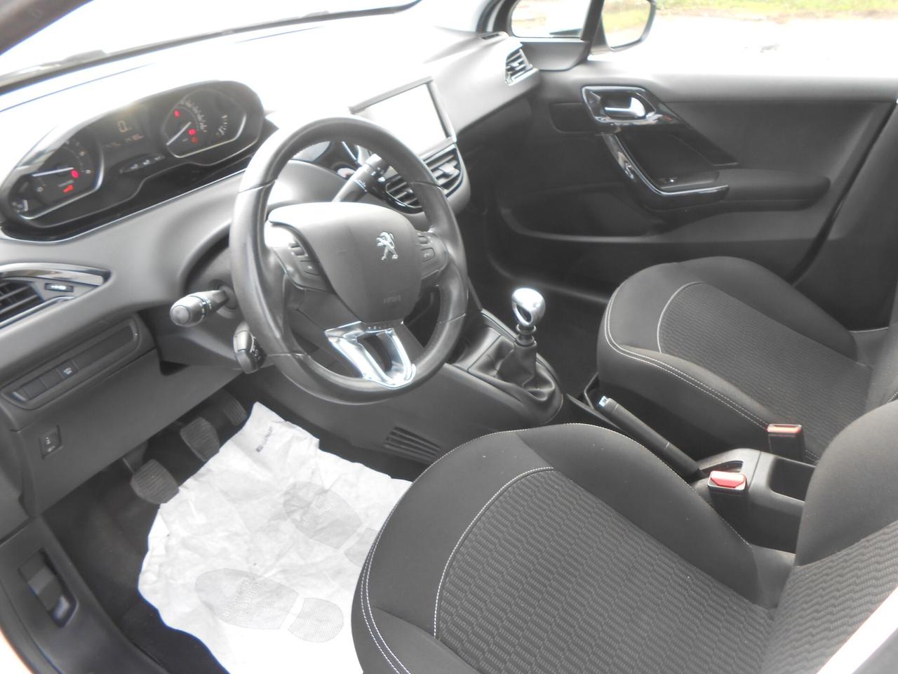 Peugeot 208 BlueHDi 75 5 porte Allure
