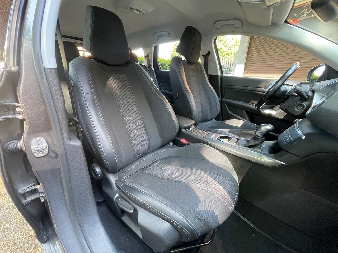 Peugeot 308 Allure 1.5 Blue HDI 130