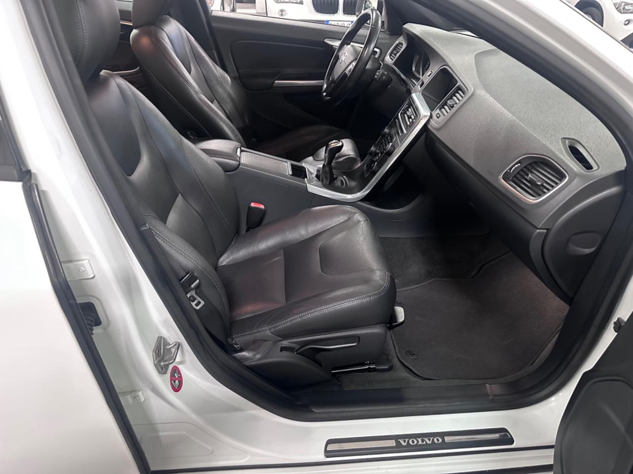 Volvo V60 D4 Momentum