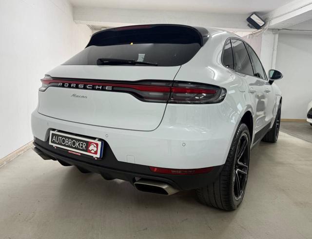 PORSCHE Macan 2.0