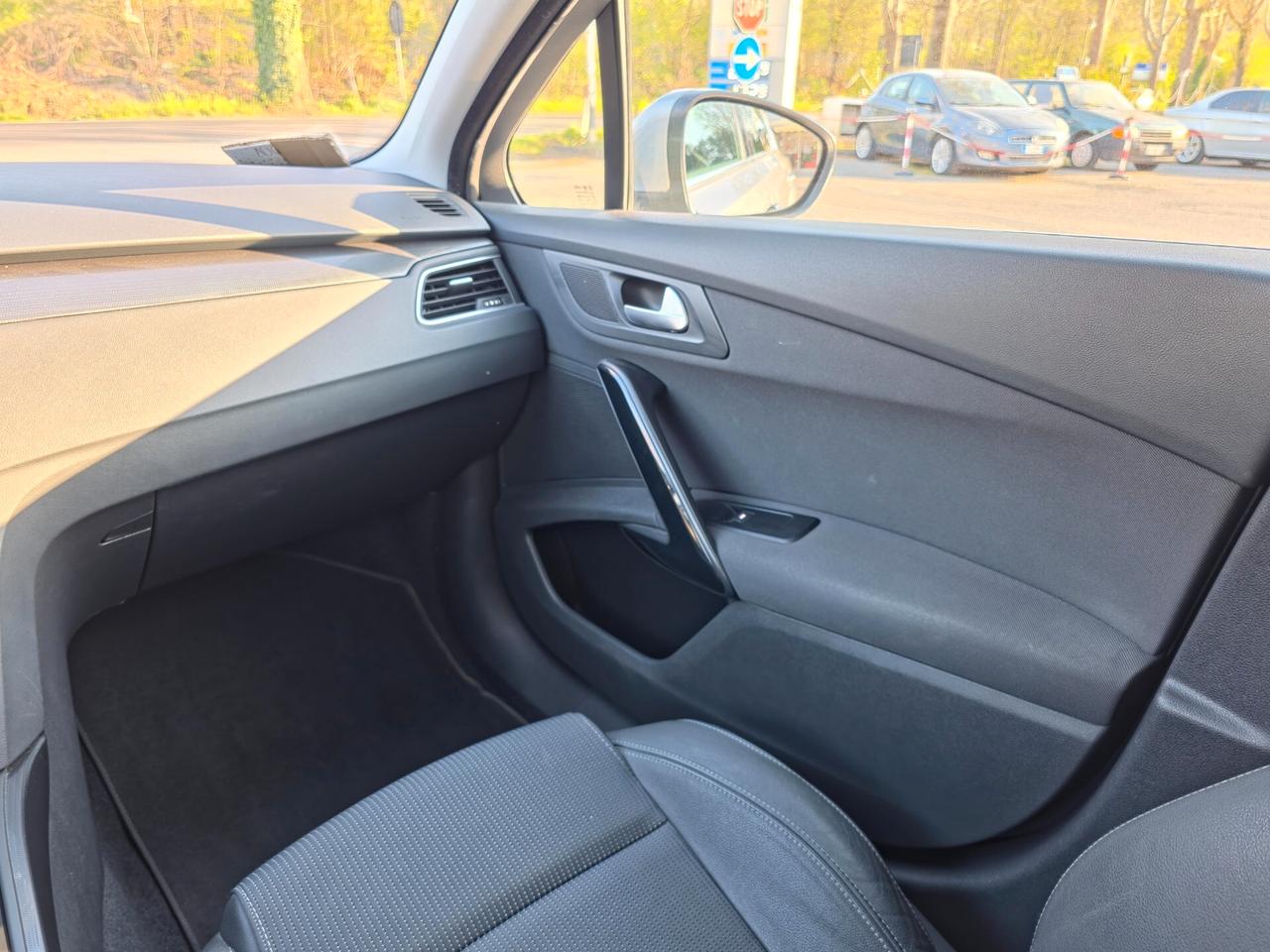 Peugeot 508 BlueHDi CV-180 EAT6 S&S Feline 2016-E6B Automatico