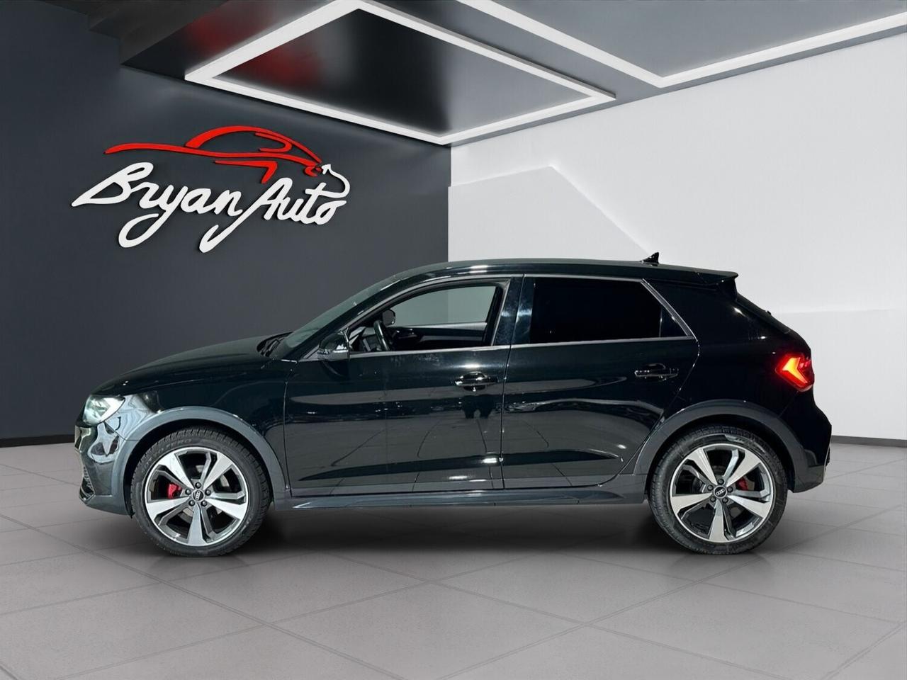 Audi A1 citycarver 1.5 35 TFSI S tronic Identity Contrast