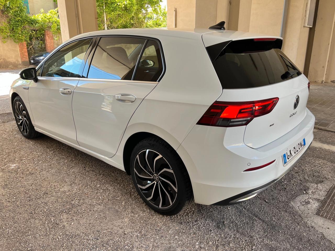 Volkswagen Golf 2.0 TDI SCR Style