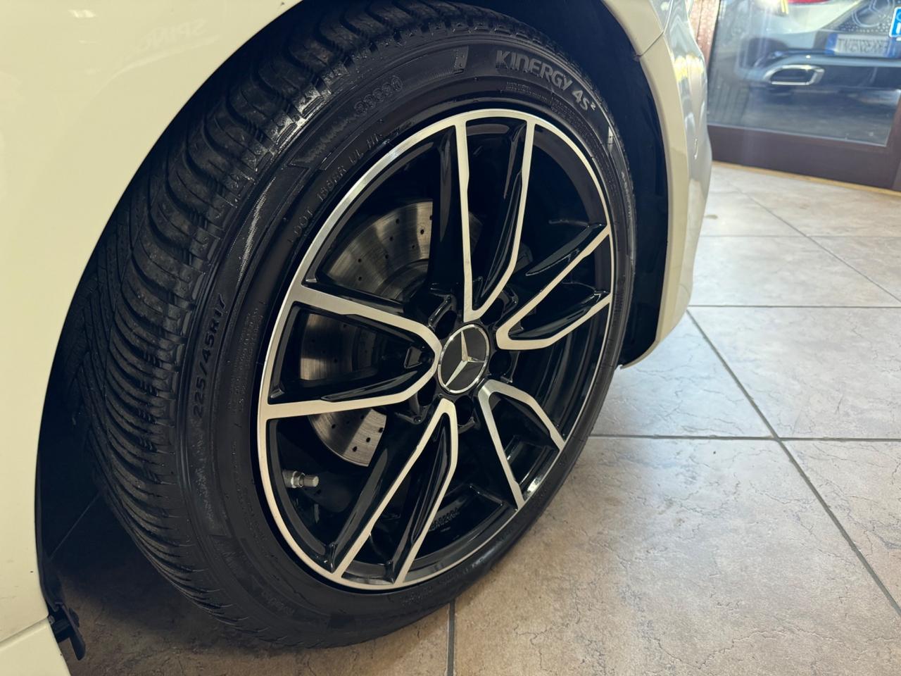 Mercedes-benz A 200 d Automatic 4Matic Premium AMG