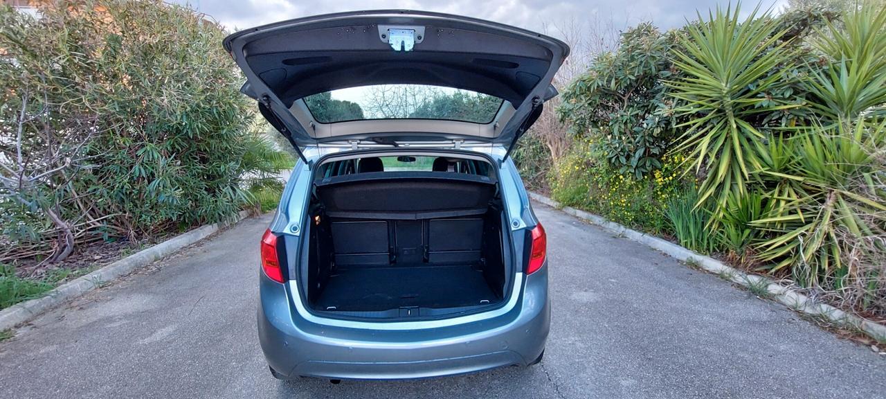 MERIVA 1,3 DIESEL 75 CV COSMO PELLE SEDILI RISCALDABILI SENSORI TELEFONOLEGA IMPECCABILE