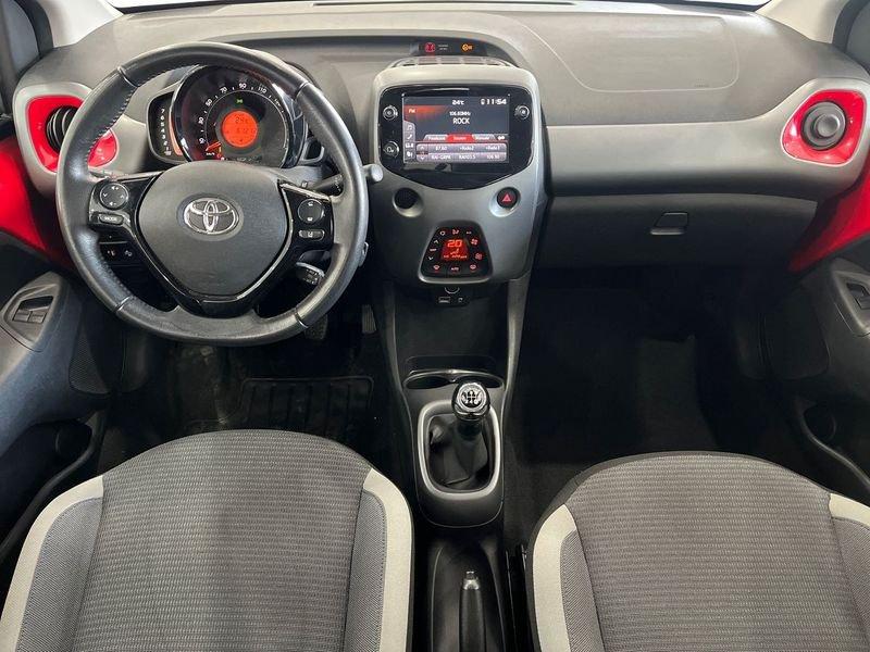 Toyota Aygo Aygo 5p 1.0 x-play 72cv