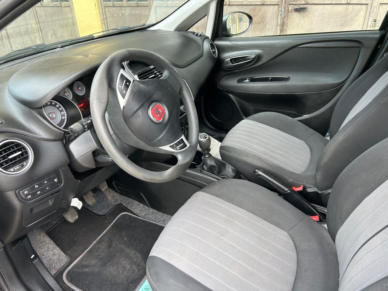 Fiat Punto 1.2 8V 5 porte Street