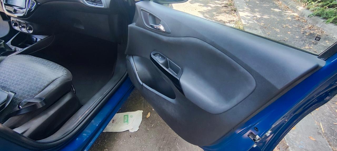 Opel Corsa 1.4 90CV GPL Tech 5 porte Black Edition