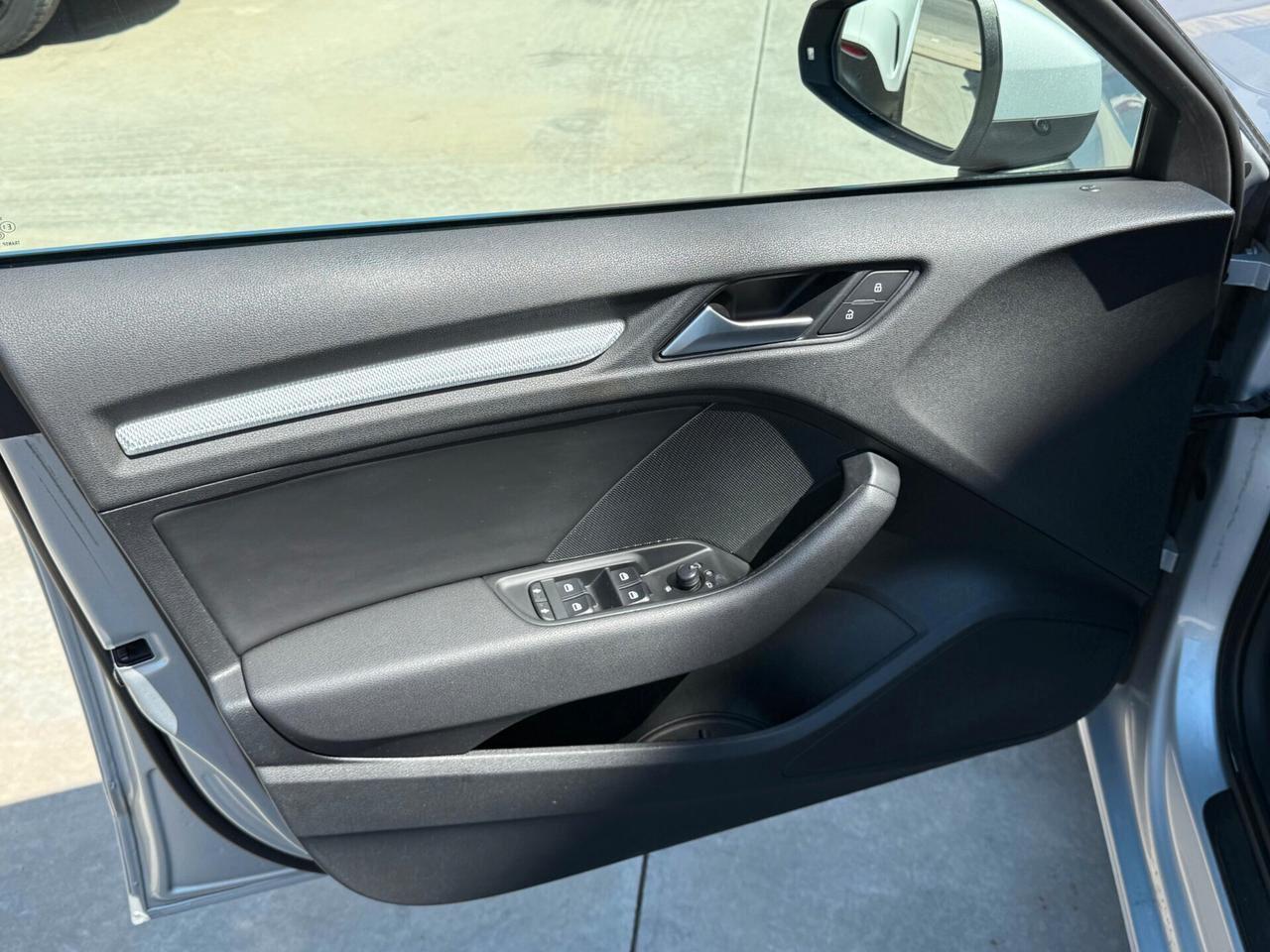 Audi A3 1.6 TDI clean diesel Ambiente