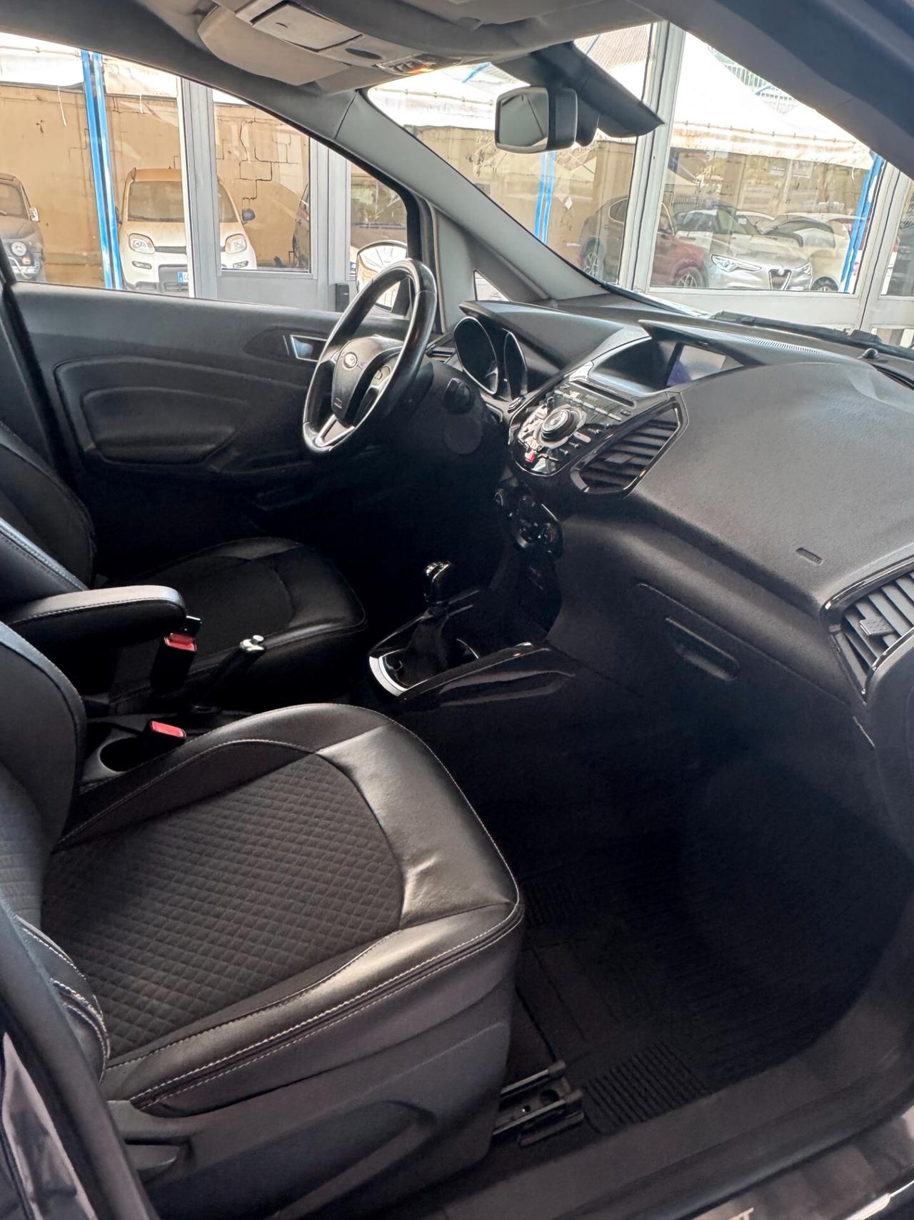 FORD ECOSPORT 1.5 TDCi 95 CV Titanium
