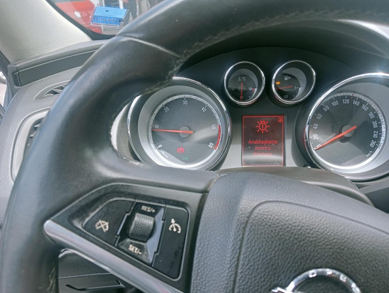 Opel Insignia 2.0 CDTI 4 porte