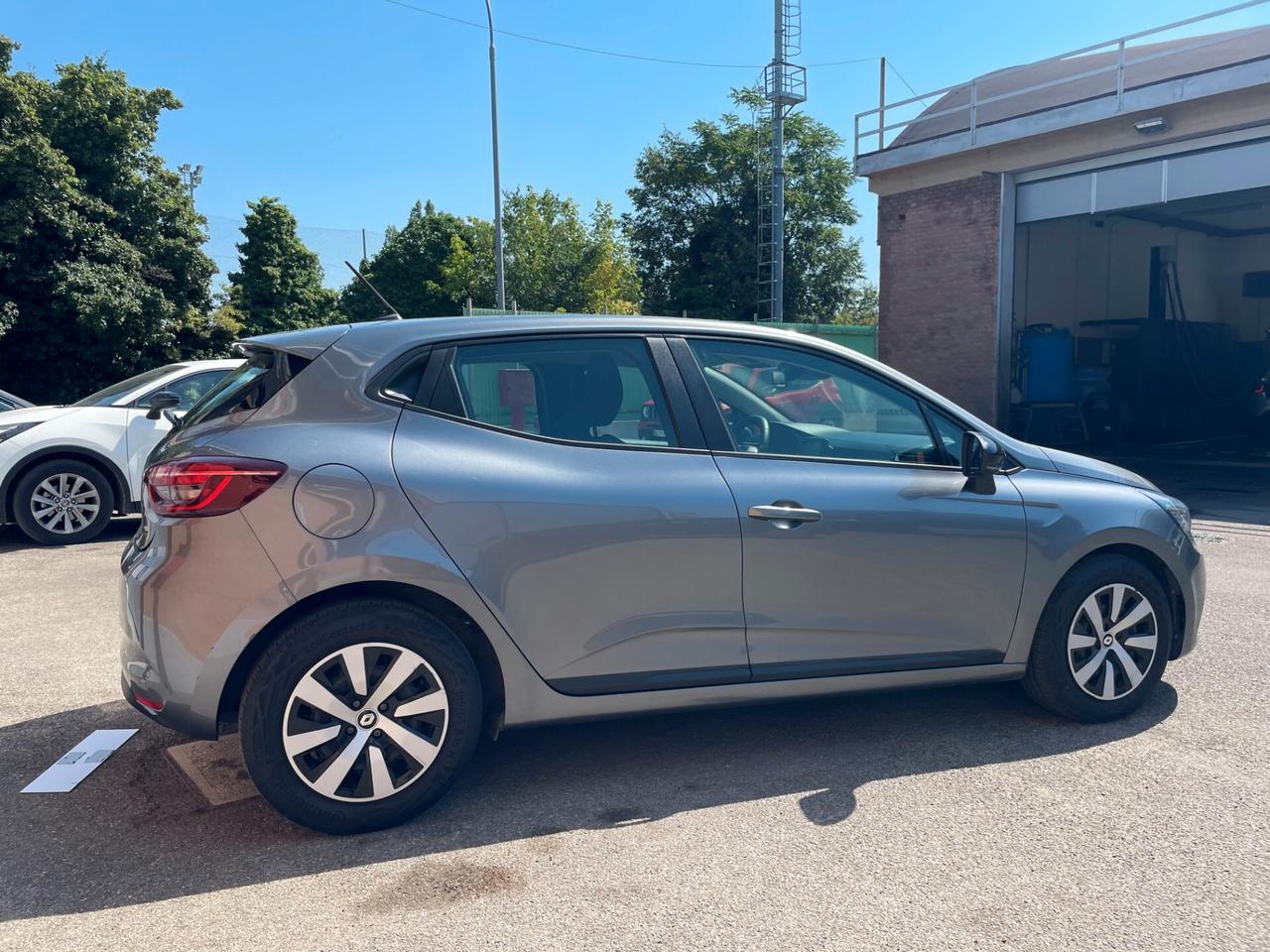Renault Clio Benzina/Gpl 100cv- UNICO PROPRIETARIO-TAGLIANDI UFFICIALI