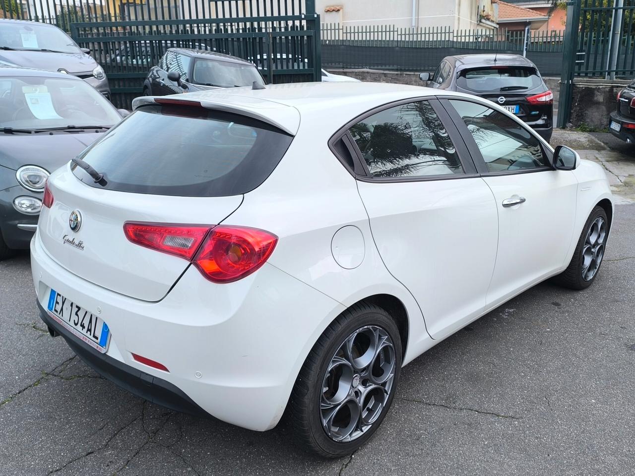 Alfa Romeo Giulietta 1.6 JTDm-2 105 CV Exclusive