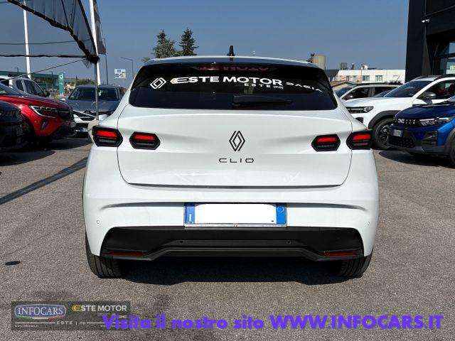 RENAULT Clio TCe 115 CV 5 porte TECHNO