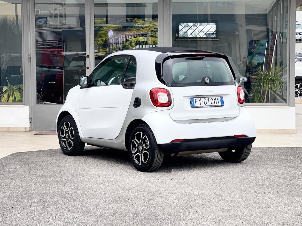 Smart ForTwo 1.0 Benzina 71CV E6 Automatica - 2019