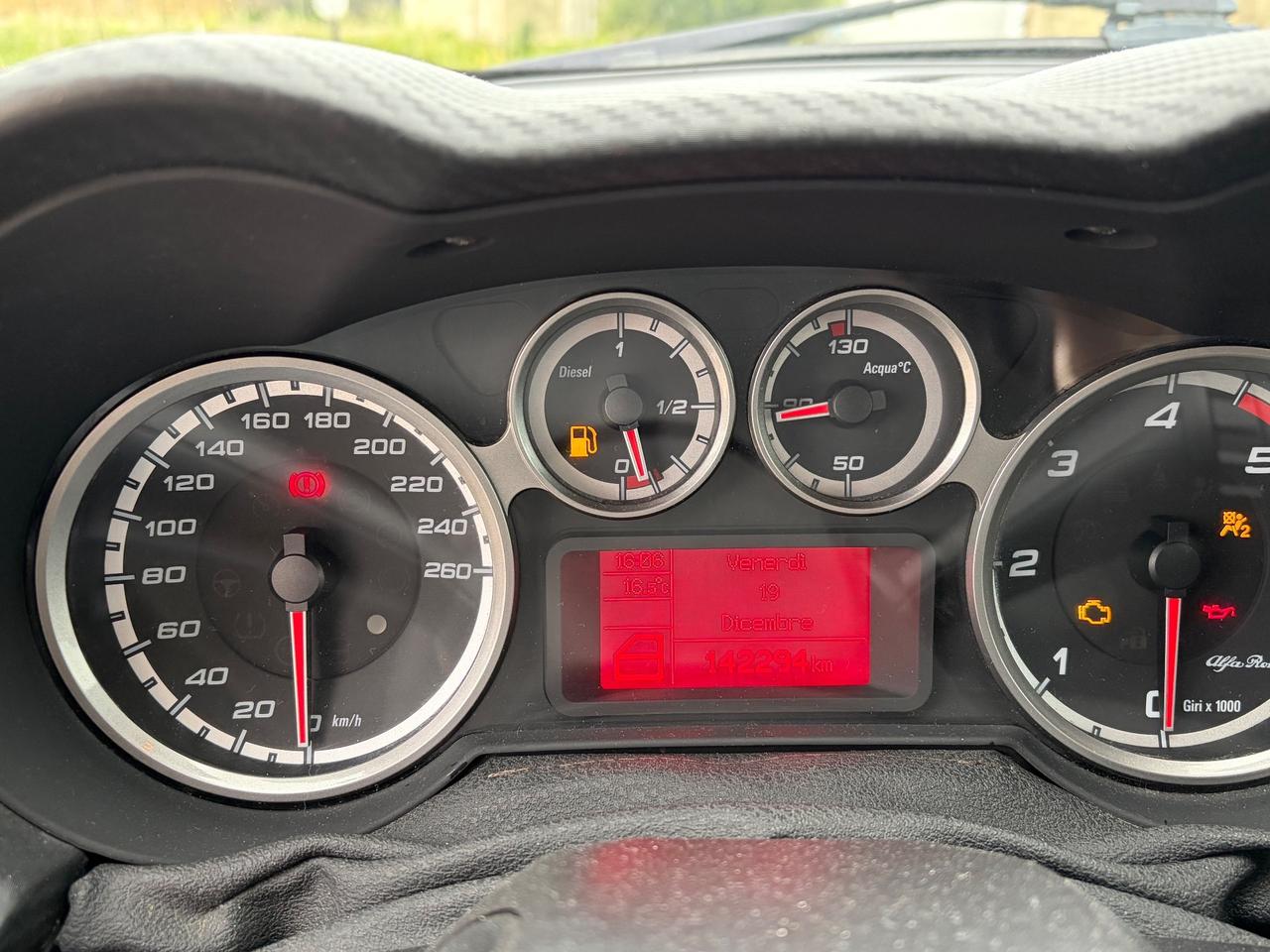 Alfa Romeo MiTo 1.6 JTDm 16V Distinctive Sport Pack