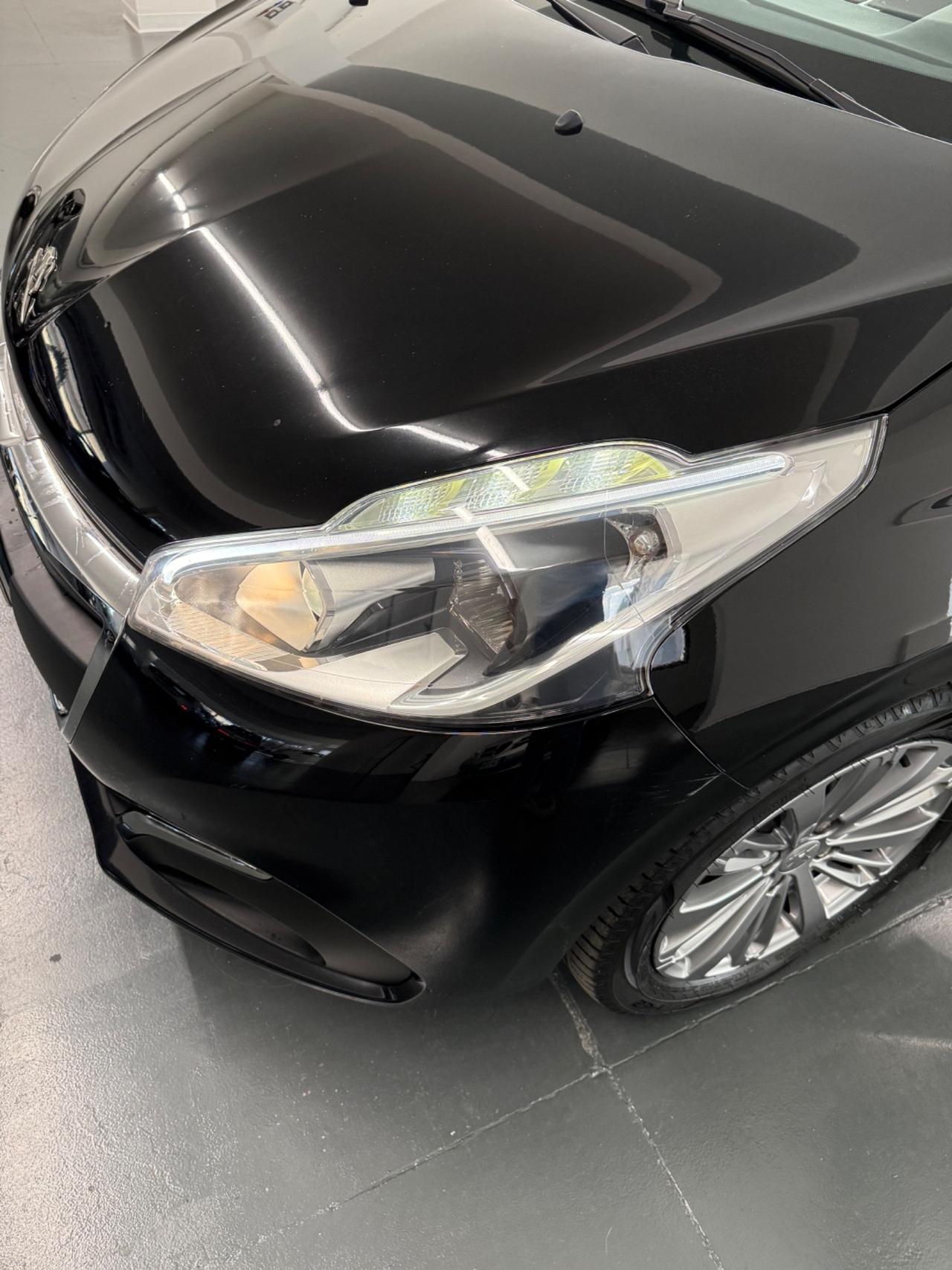 Peugeot 208 PureTech 82 5 porte Active