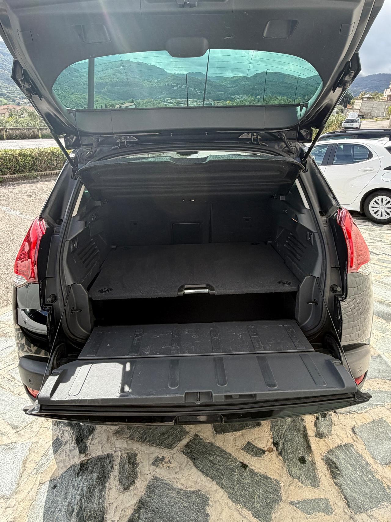 Peugeot 3008 BlueHDi 120 S&S Allure FULL!