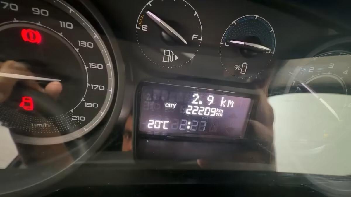 Lancia Ypsilon 1.0 FireFly 5 porte S&S Hybrid Platino