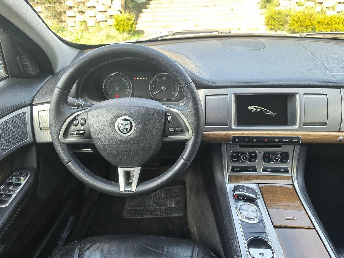 JAGUAR XF 2.2 DIESEL 190CV GARANZIA 12 MESI