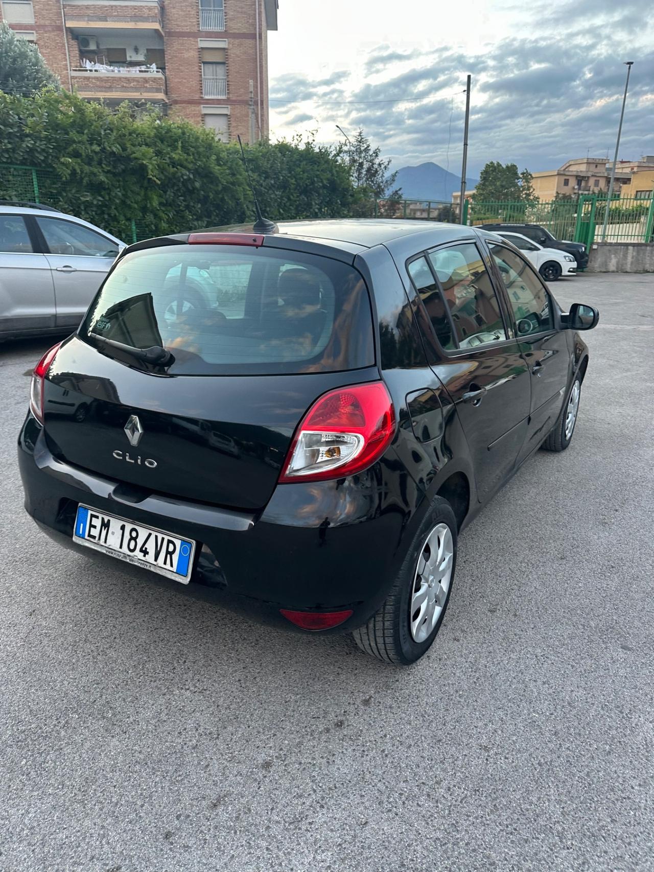 Renault Clio 1.2 16V 5 porte Live!
