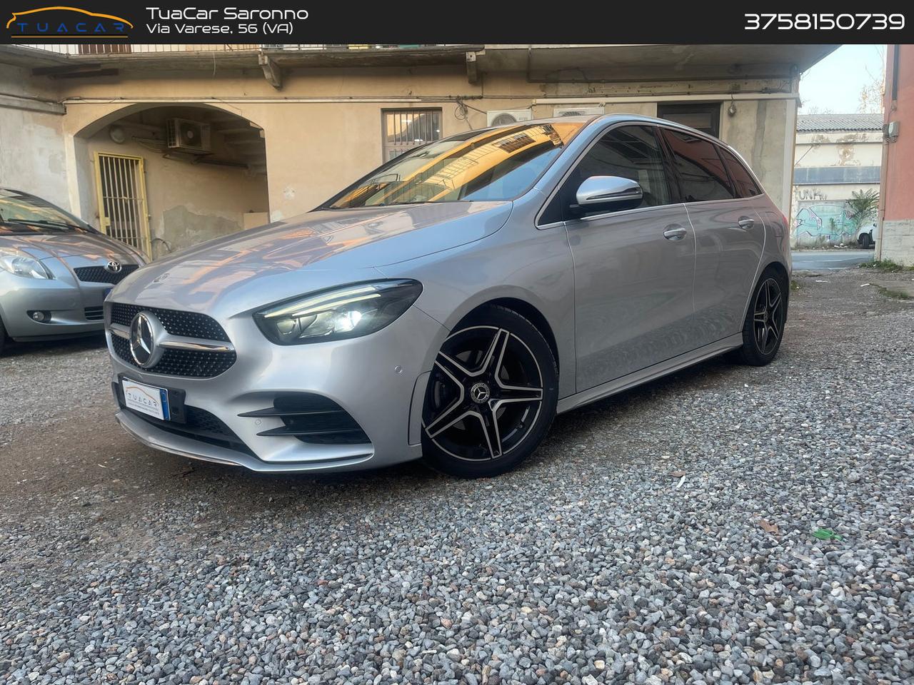 Mercedes-Benz B 180 AMG Line Premium