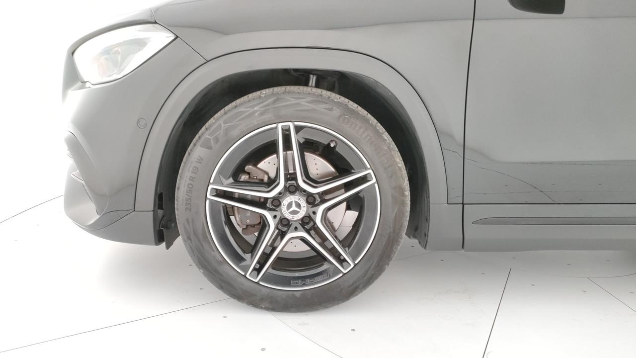 Mercedes-Benz GLA 200 d Premium auto