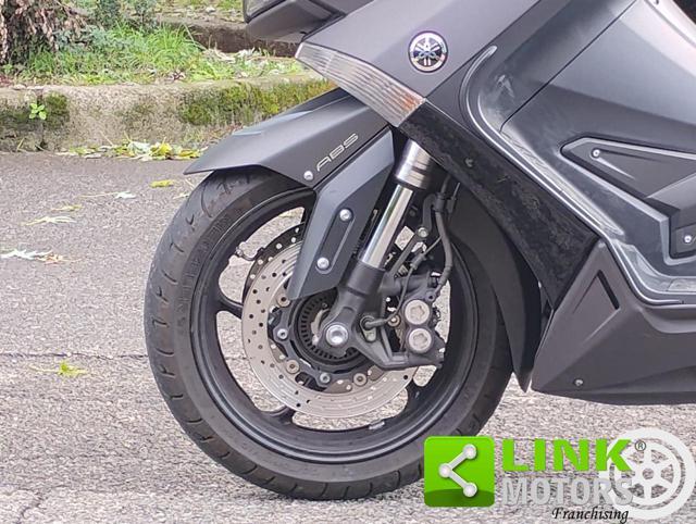 YAMAHA T Max 530 2016