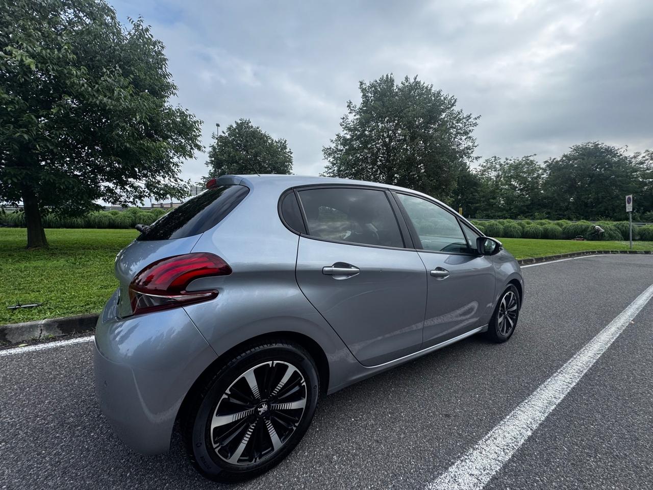 Peugeot 208 PureTech 82 5 porte Active