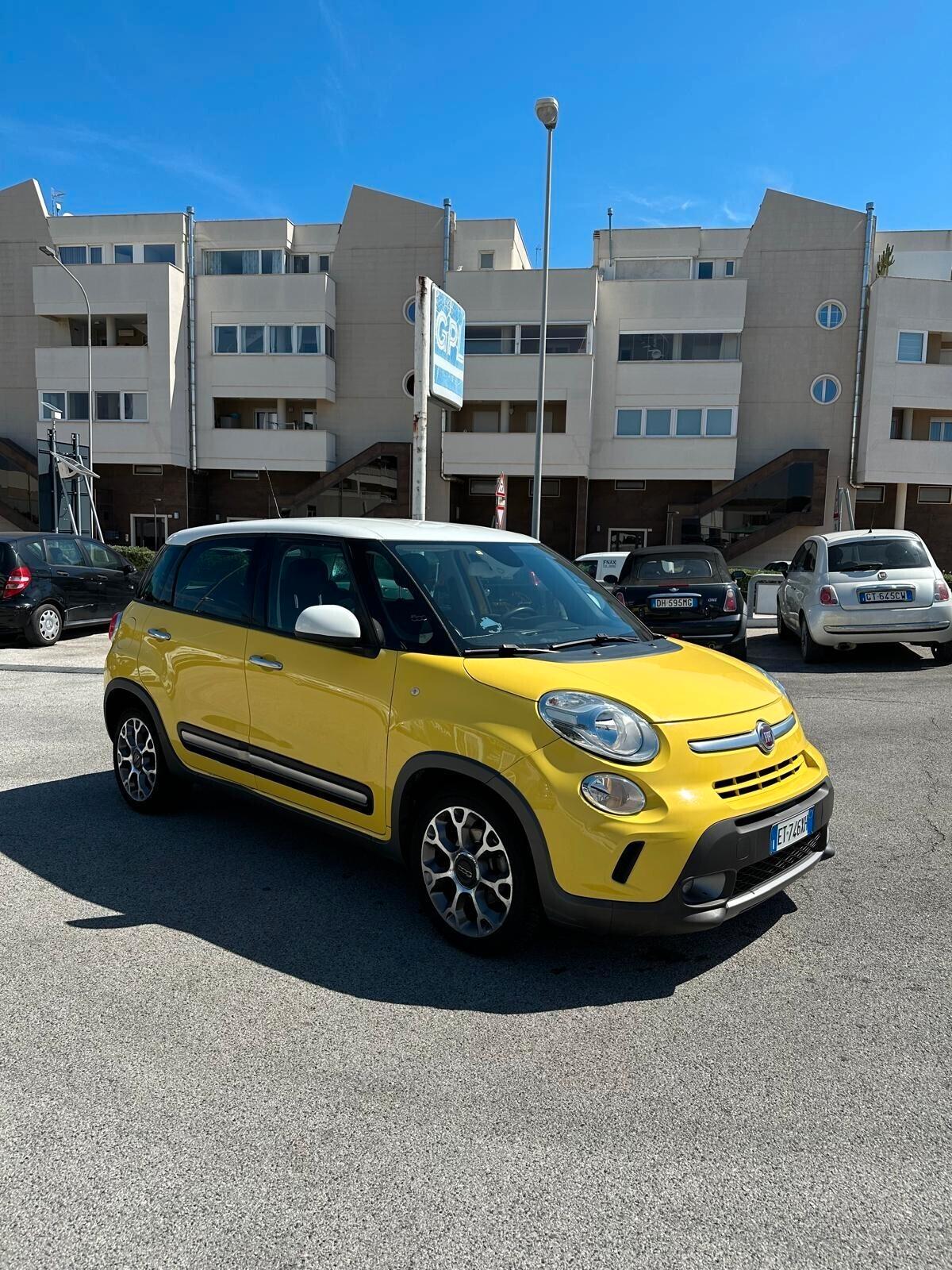 Fiat 500L 1.6 Multijet 105 CV Trekking