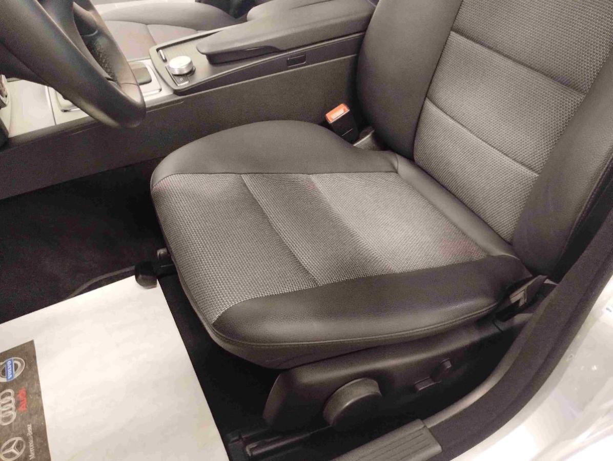 MERCEDES C 220 CDI BlueEFFICIENCY Avantgarde - UNICO-PROPRIETARIO!!!!