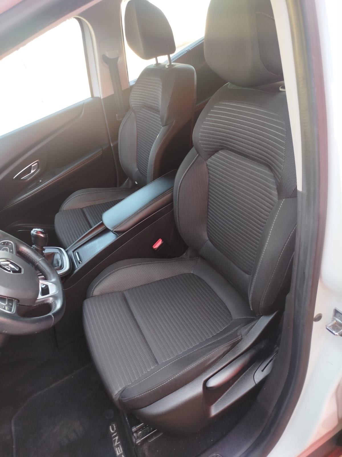 Renault Scenic Scénic dCi 8V 110 CV EDC Energy Bose
