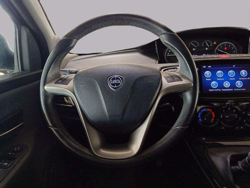 LANCIA Ypsilon 1.0 firefly hybrid silver s&s 70cv del 2021