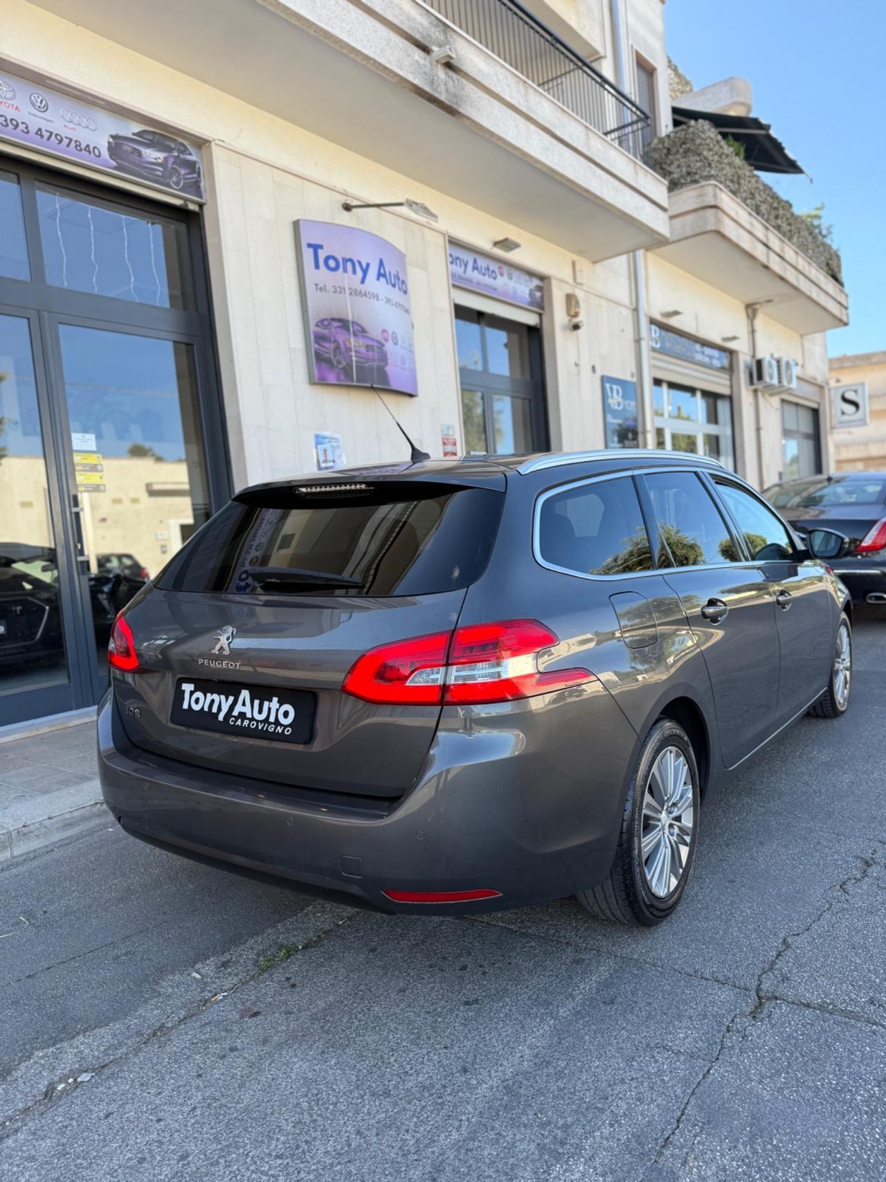 Peugeot 308 1.5 bluehdi Allure Pack CAMBIO AUTOMATICO,NAVI,TELECAMERA,FARI LED,VIRTUAL COCKPIT