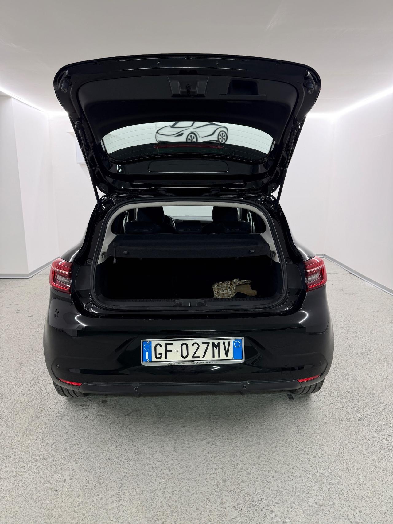 Renault Clio FULL HYBRID (anno 2021)