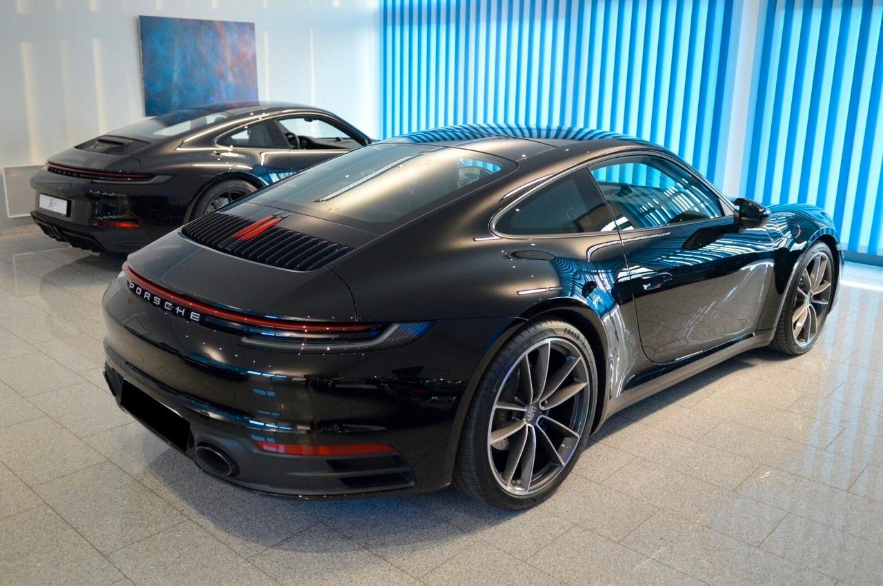 Porsche 911 Carrera