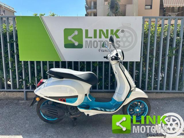 PIAGGIO Vespa 50 primavera .