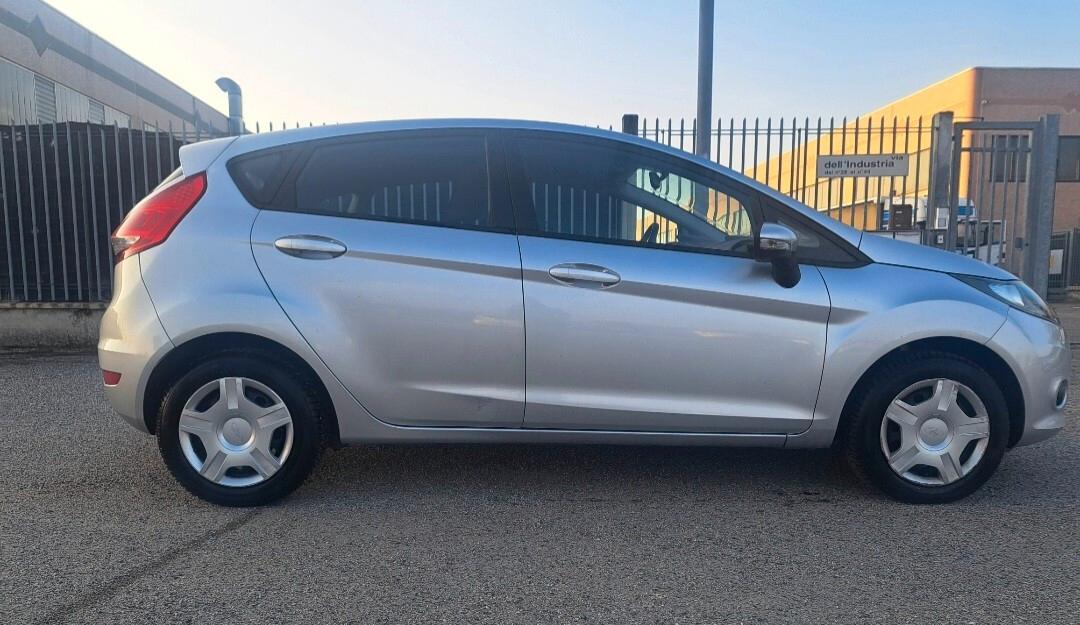 Ford Fiesta 1.2 82CV 5 porte Titanium