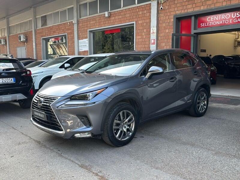Lexus NX Hybrid Premium 4WD MY22