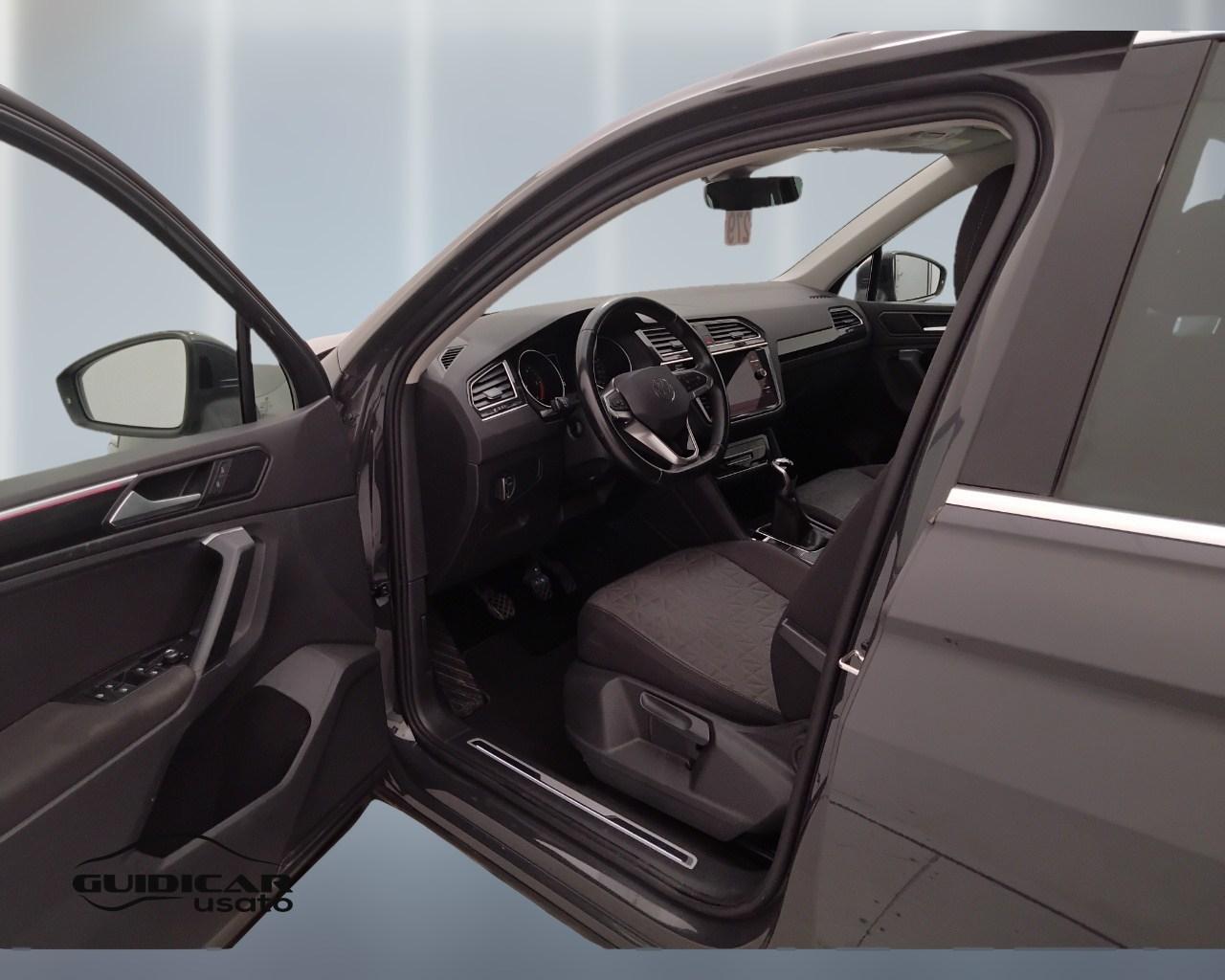 VOLKSWAGEN Tiguan II 2021 - Tiguan 2.0 tdi Life 122cv