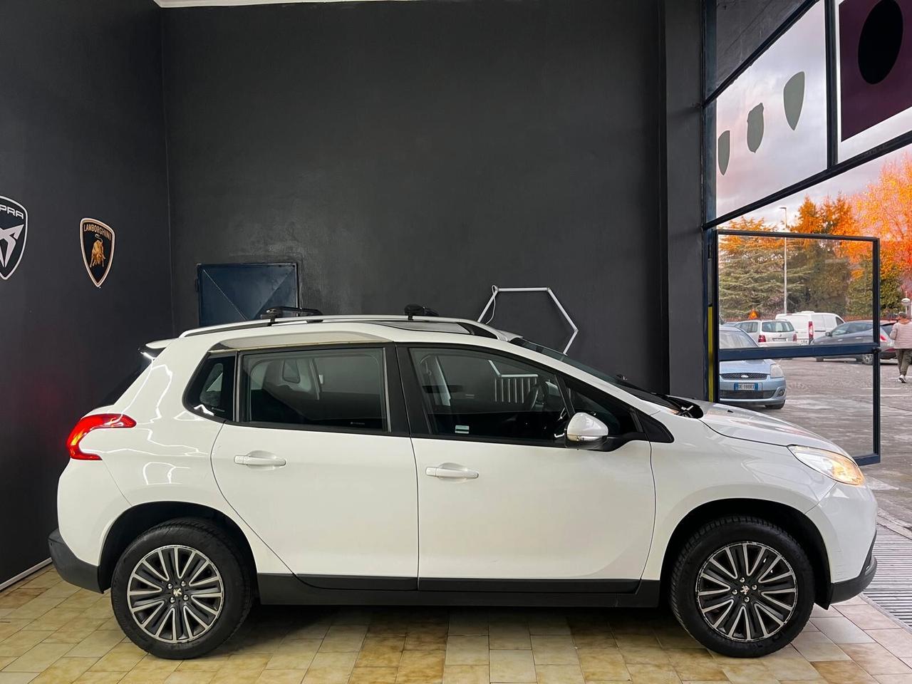 Peugeot 2008 PureTech 82 Allure