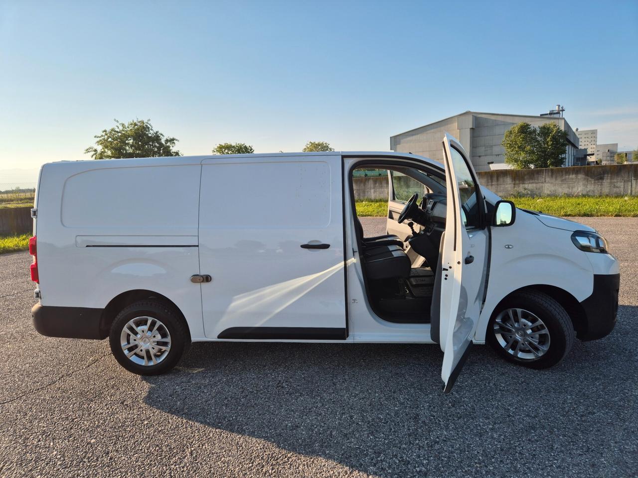 Citroen Jumpy 2.0 BlueHDi 120 S&S EAT8 PL-SL-TN Furgone XL