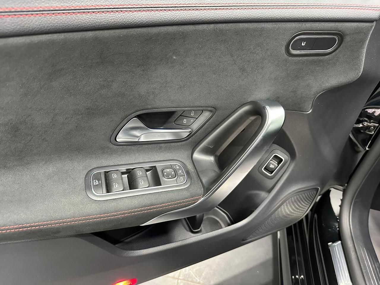 Mercedes-benz CLA 200D 200 D AMG PREMIUM TETTO COUPE
