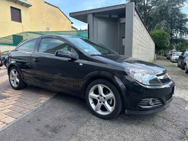 Opel Astra GTC 1.7 CDTI 110CV 3 porte Cosmo - solo 80000 km