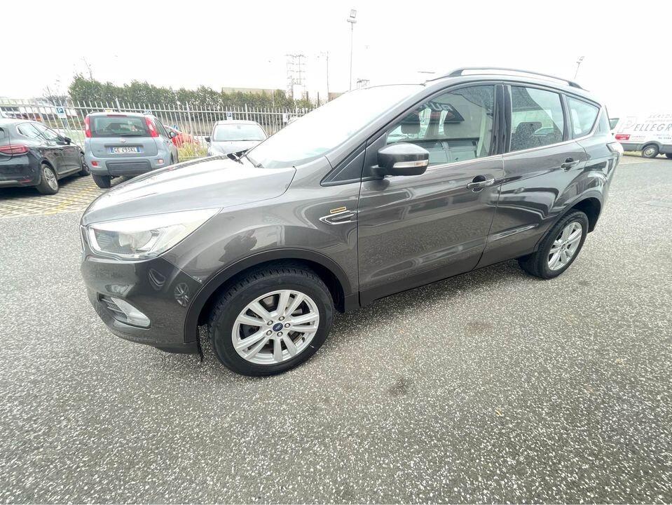 Ford Kuga 1.5 TDCI 120 CV S&S 2WD ST-Line