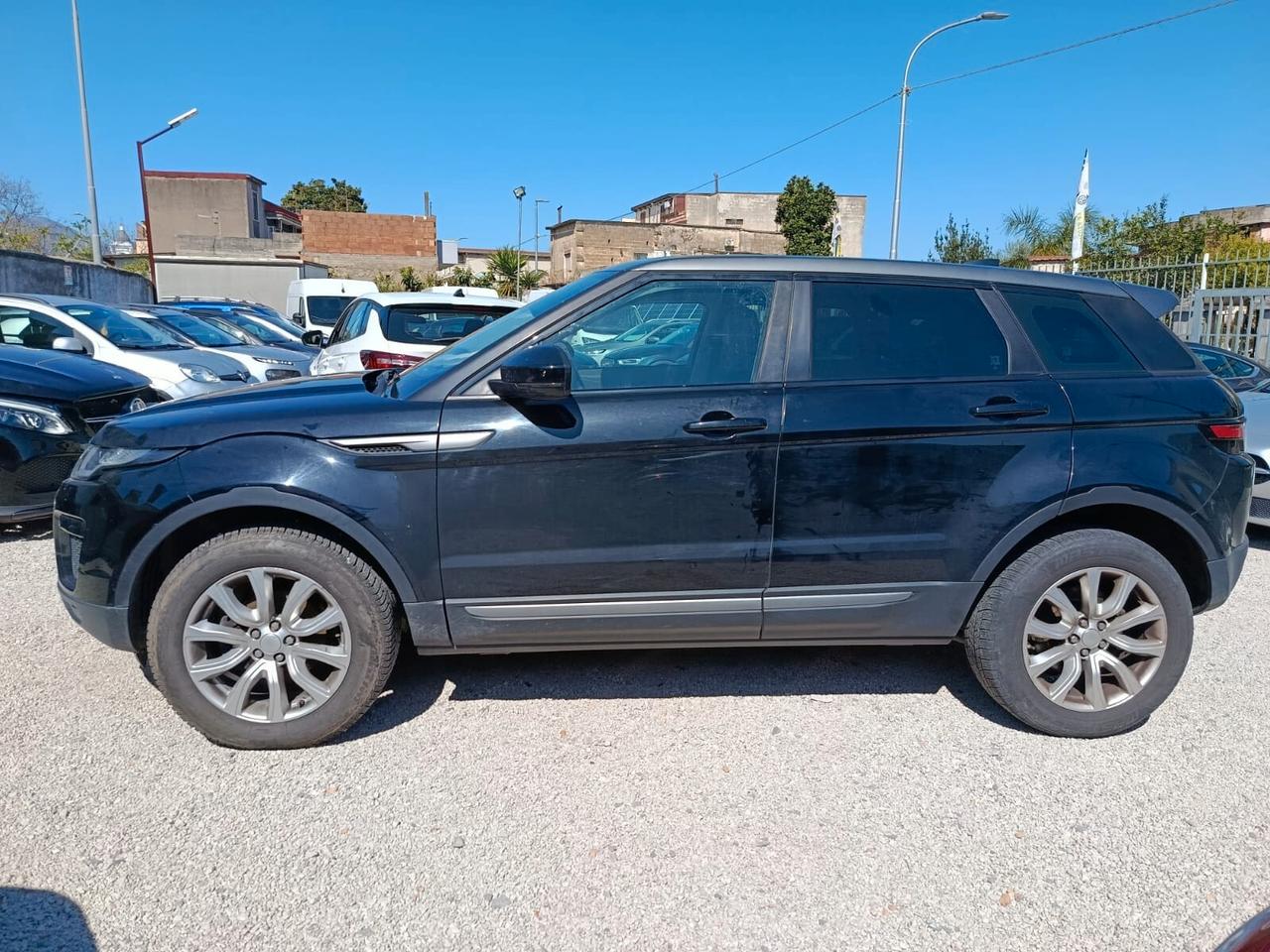 Land Rover Range Evoque 2.0 eD4 5p. SE Dynamic