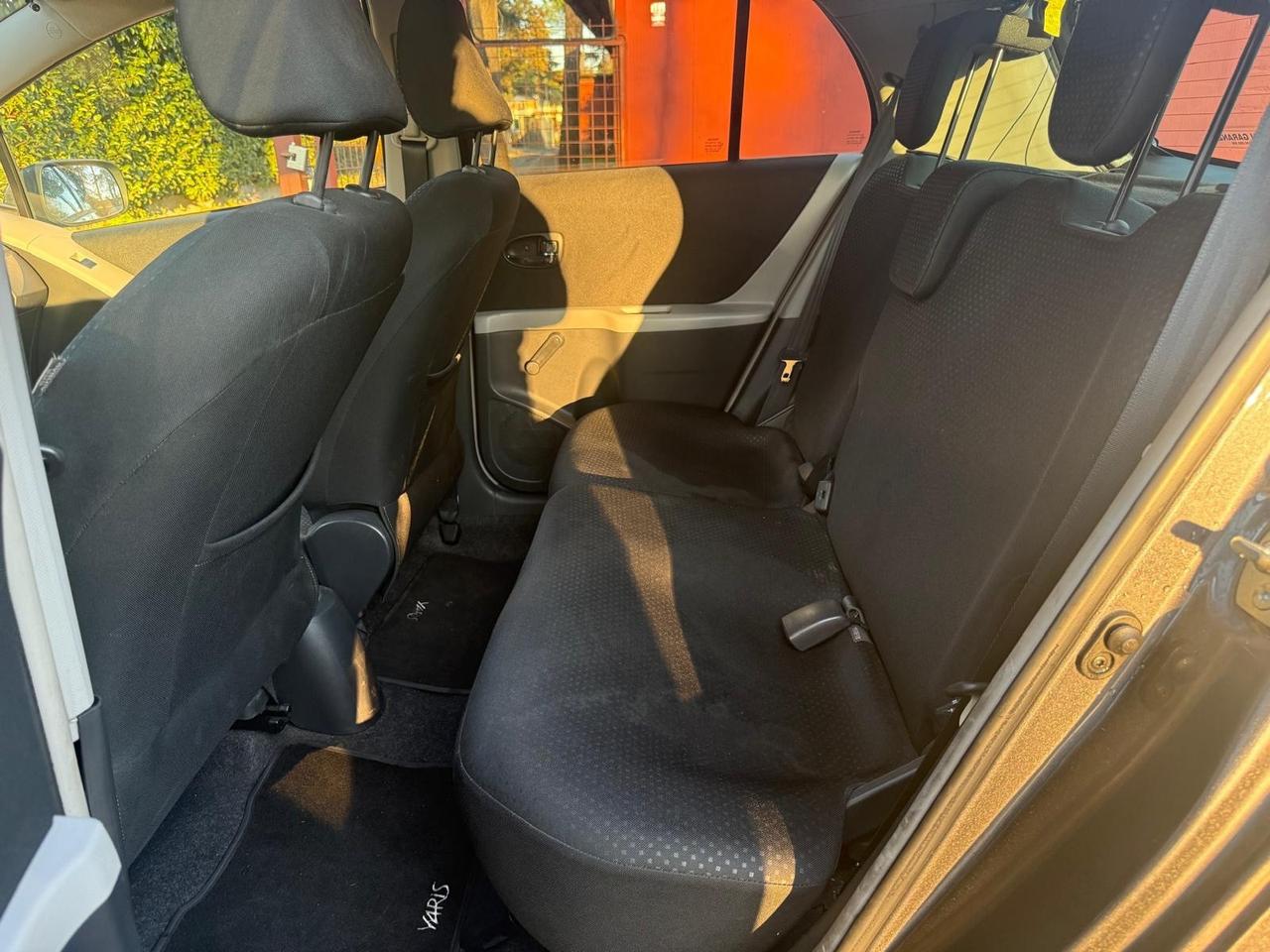 Toyota Yaris 1.3 5 porte