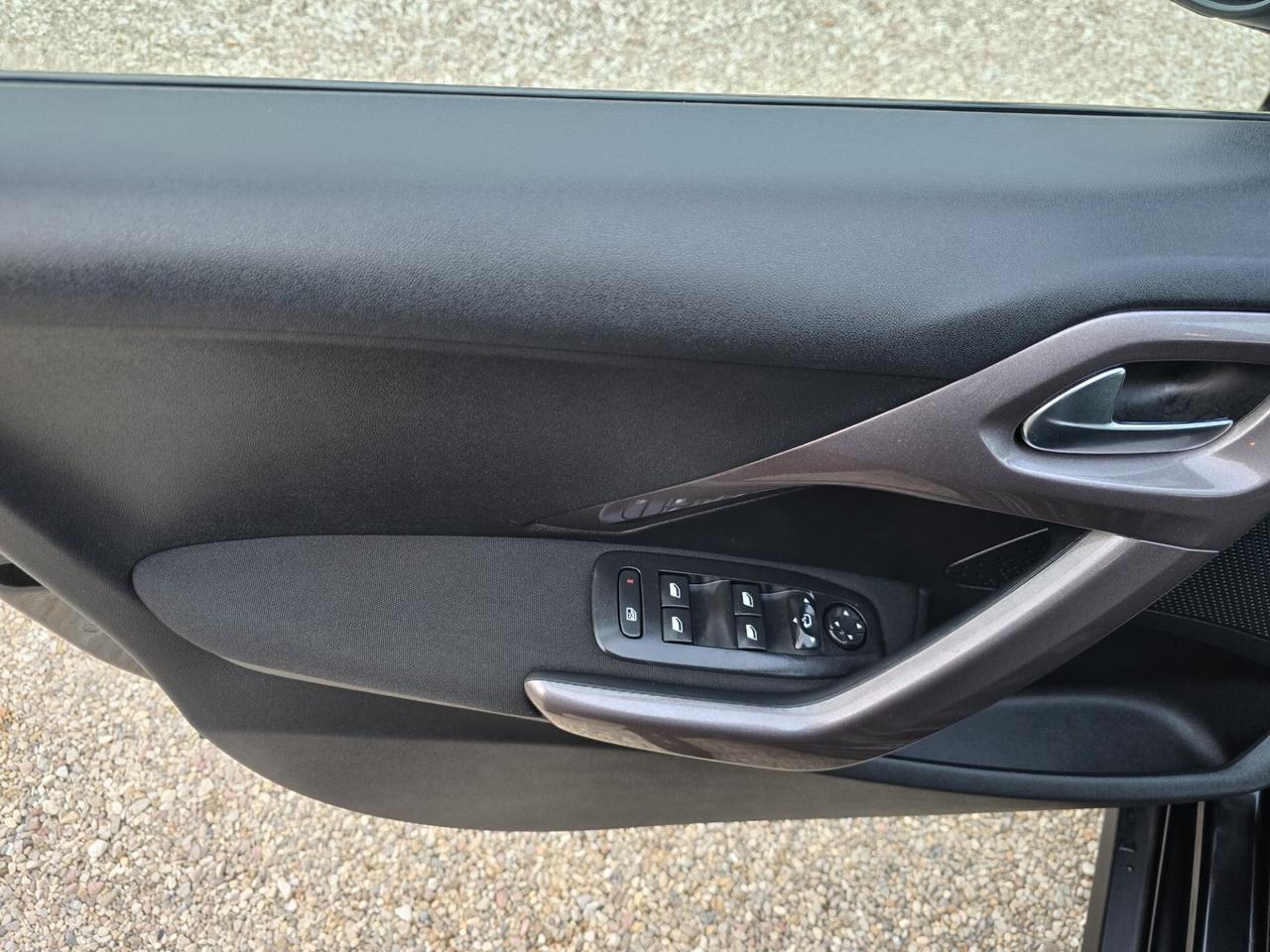 Peugeot 2008 BlueHDi 100 Active 2016 garanzia